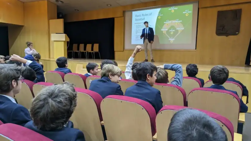 Blog Entry Max Ruschau Photo 1.jpg